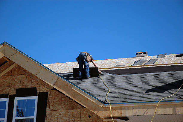 Best Gutter Installation and Roofing  in Farngton Hills, MI